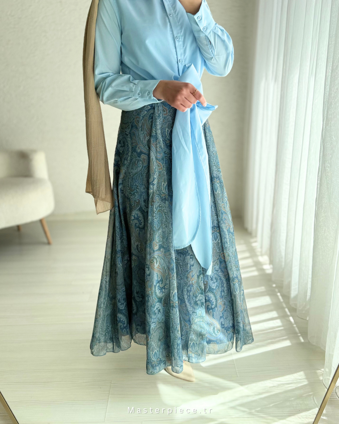 Flow Chiffon Skirt