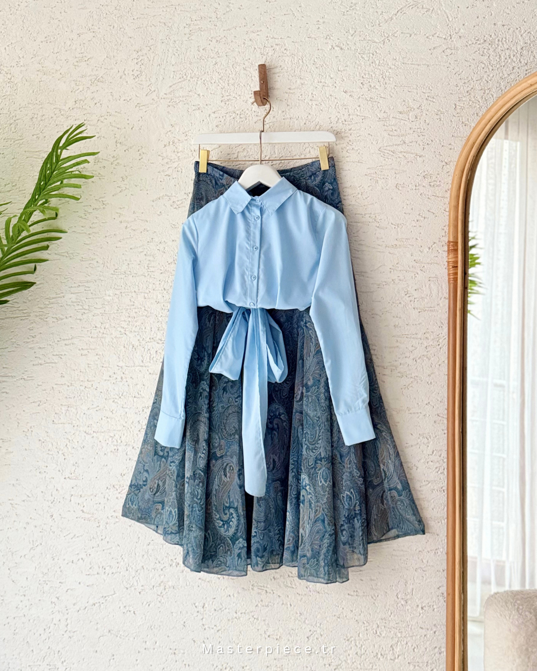 Flow Chiffon Skirt