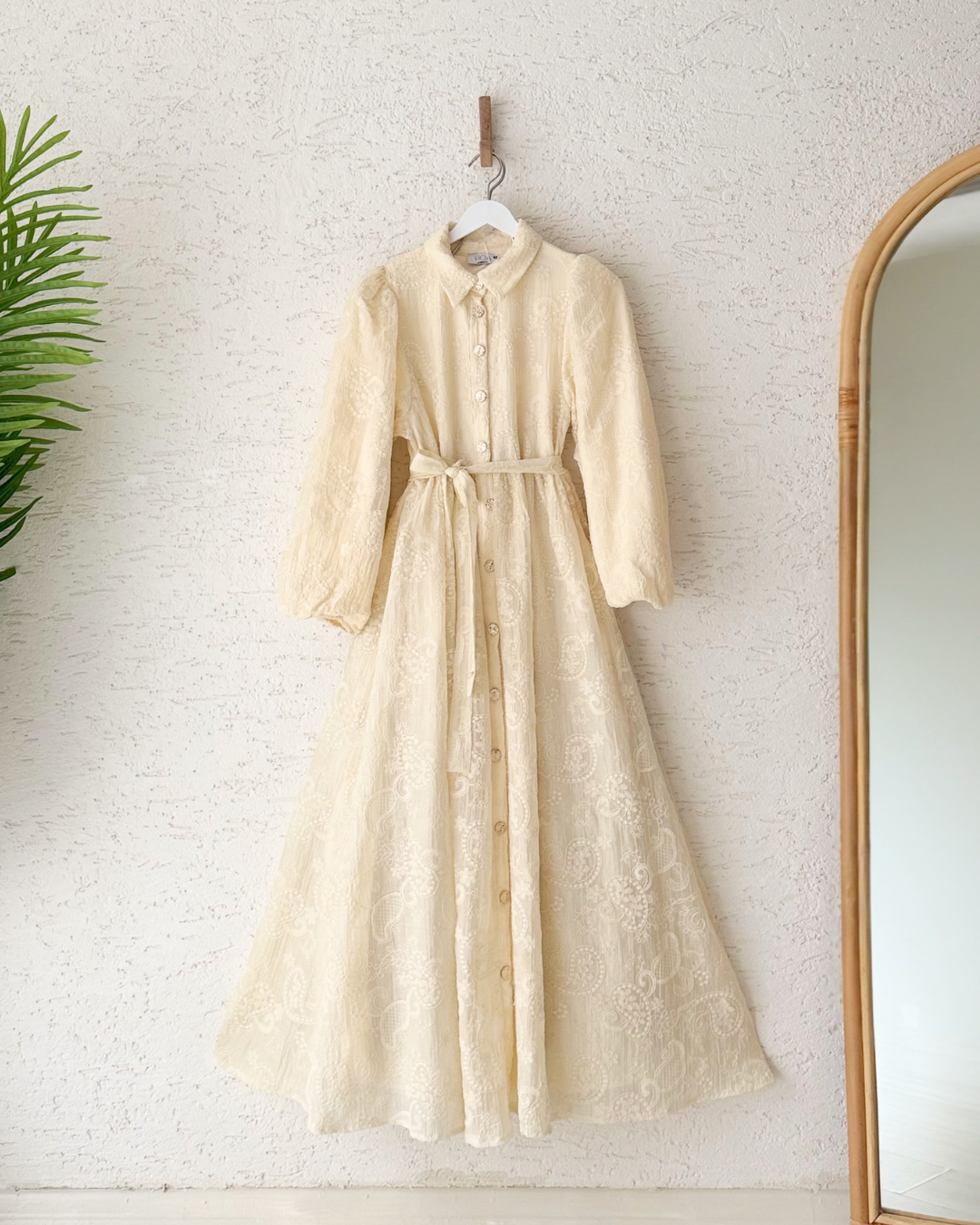 Dantel Dress