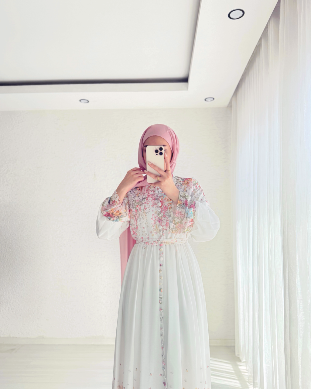 Zahe Dress