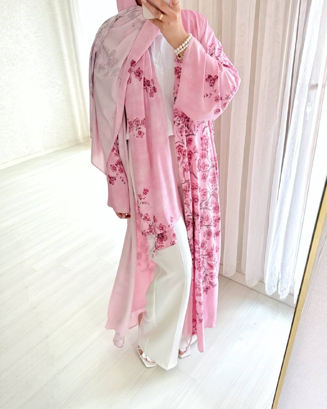 Karz Abaya with scarf